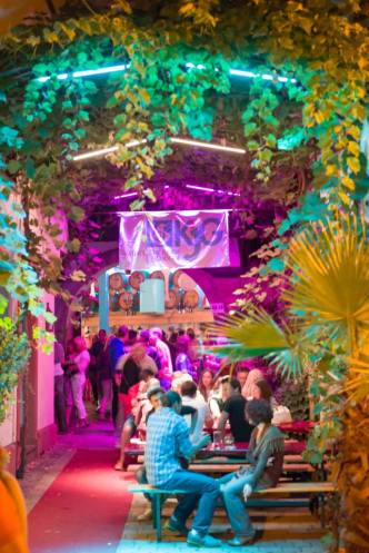 1395777_742150815798970_85985871_n